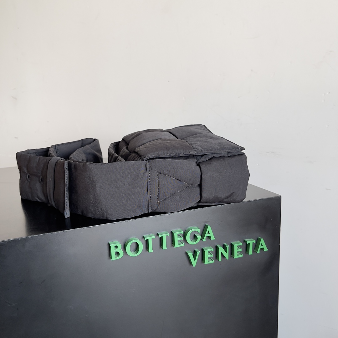 Bottega Veneta Satchel Bags